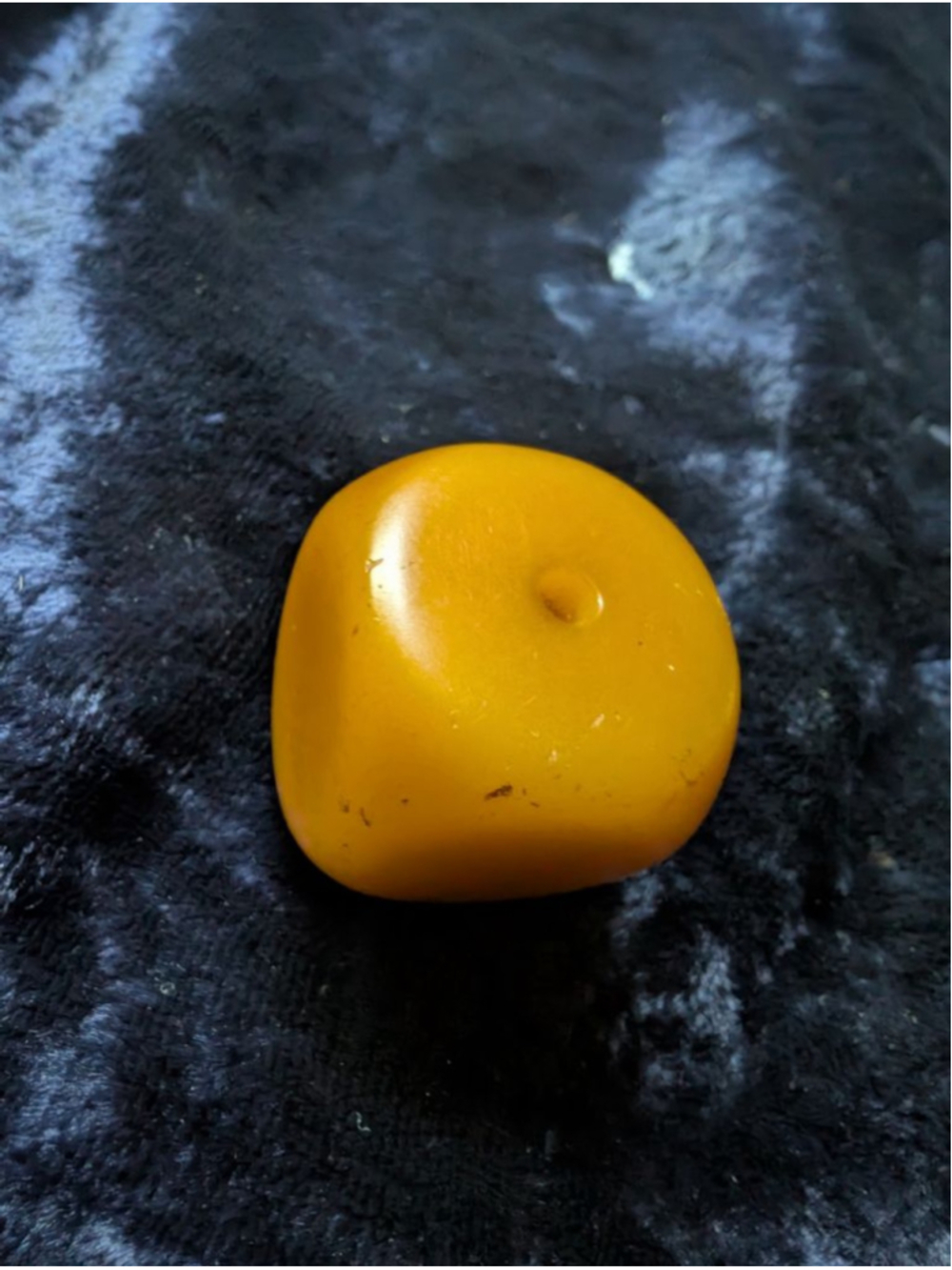 Butterscotch bakelite chunky bead trade beads vintage
